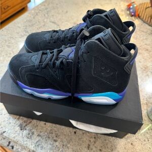 Jordan Air 6 Retro black/concord Sneakers size 4